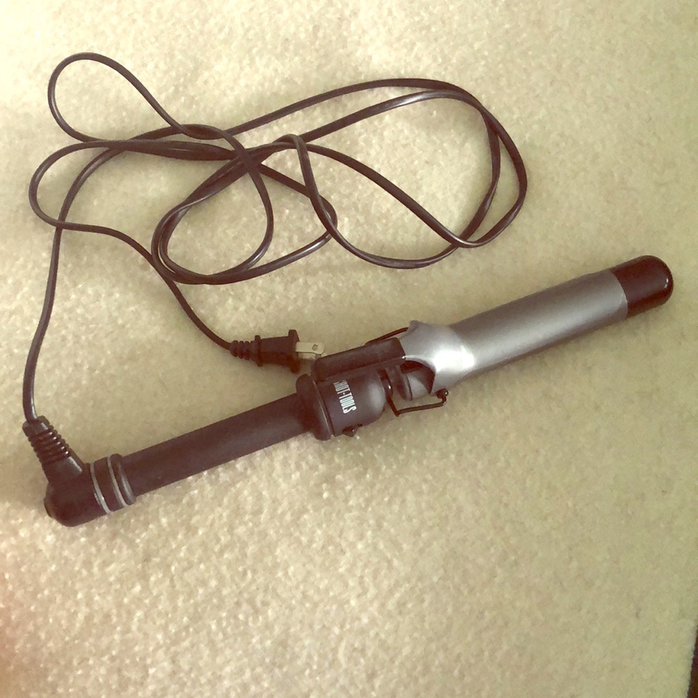 1.25” Barrel Curling Iron